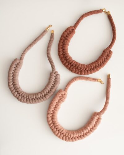 collar trenzado colores