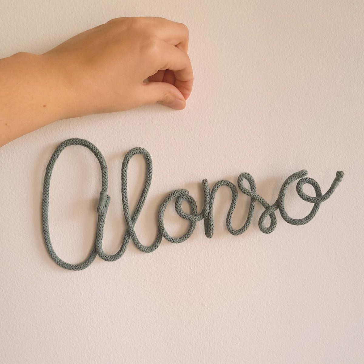 Nombre personalizado con cuerda alonso