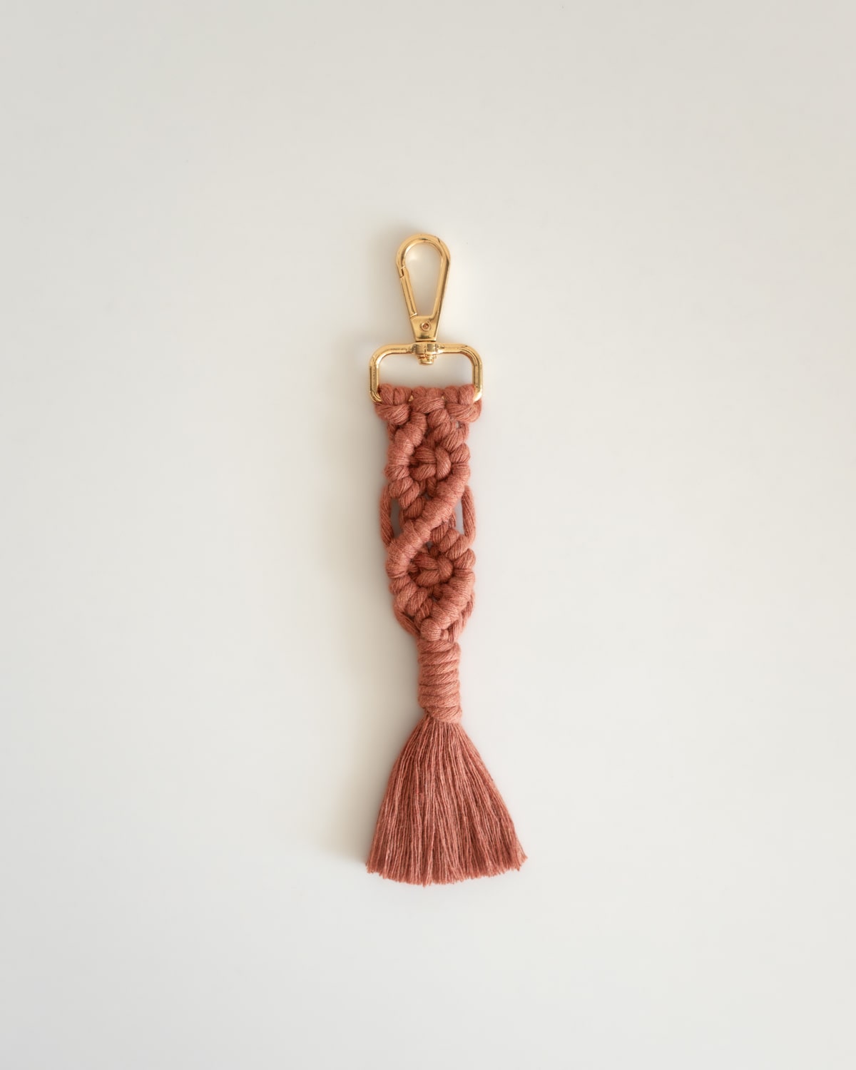 Llavero macrame ladrillo