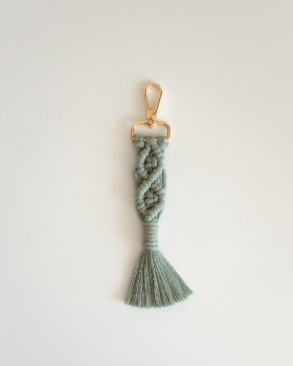 Llavero macrame laurel