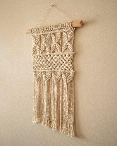 Mural de macramé minimalista lateral