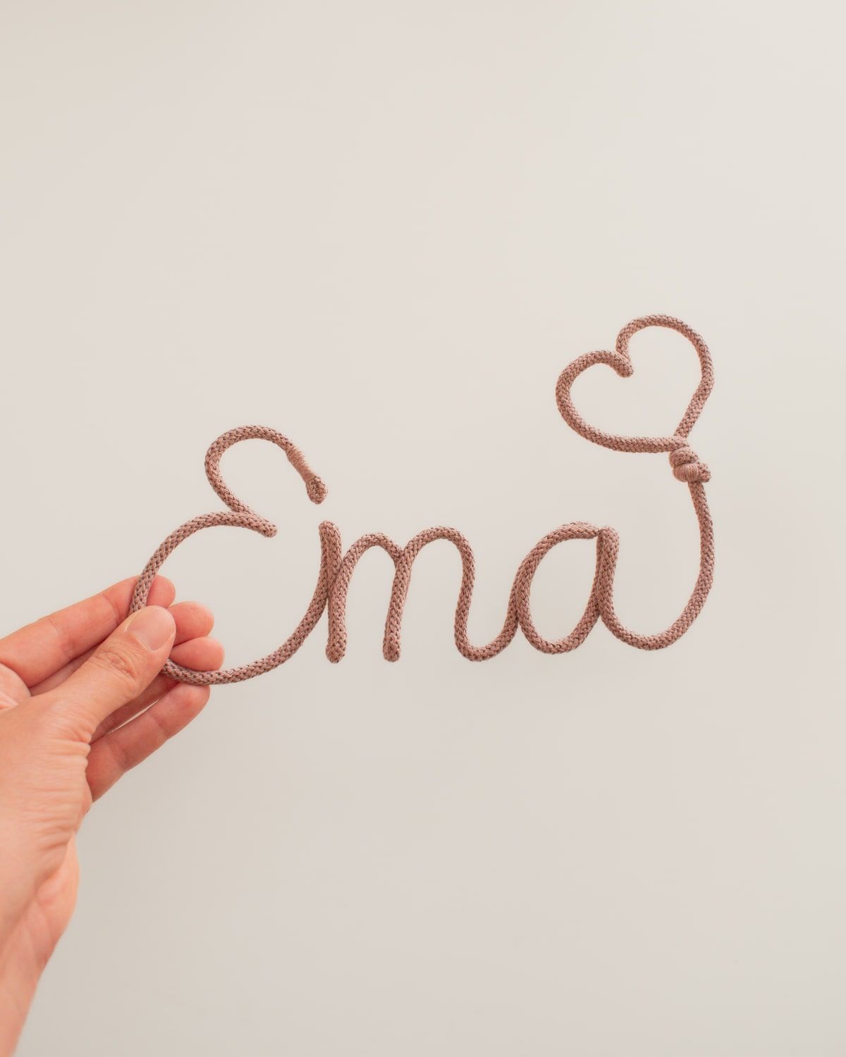 Nombre Personalizado con cuerda Ema