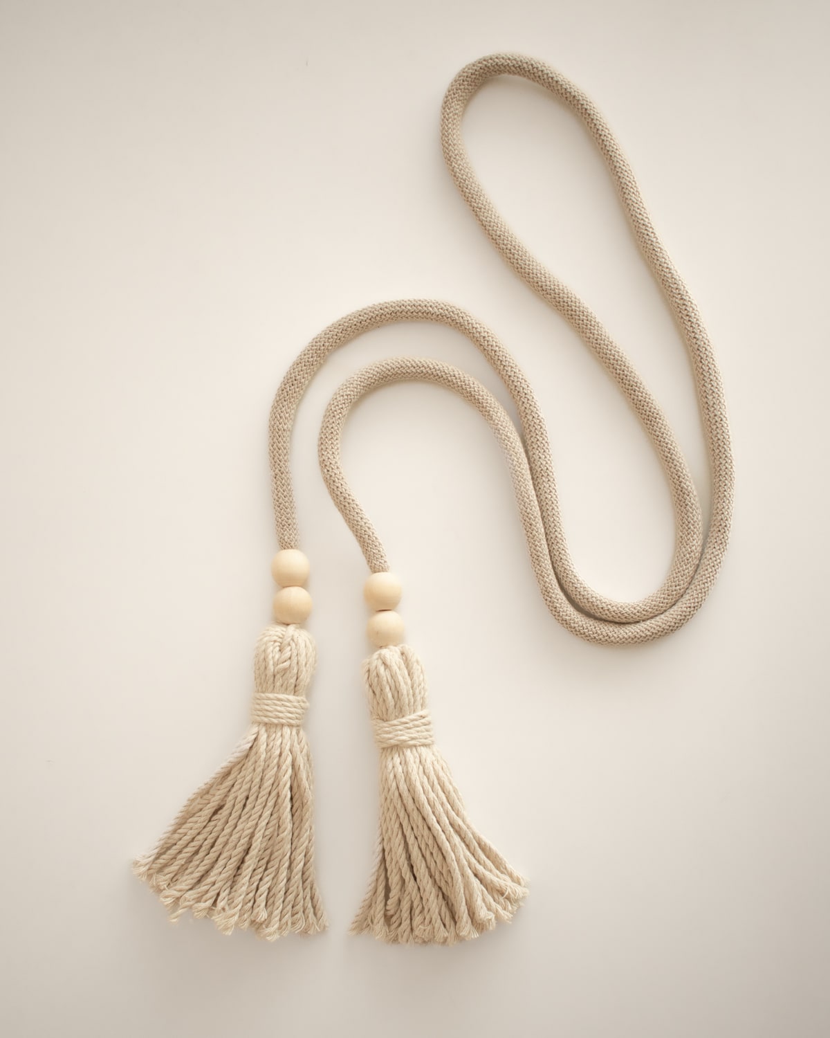 toma cortina beige